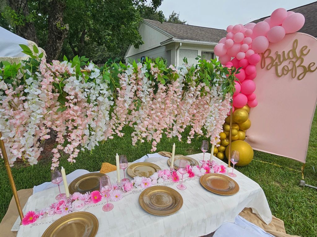 Image from Loving Luxury Picnics for the bride to be package.