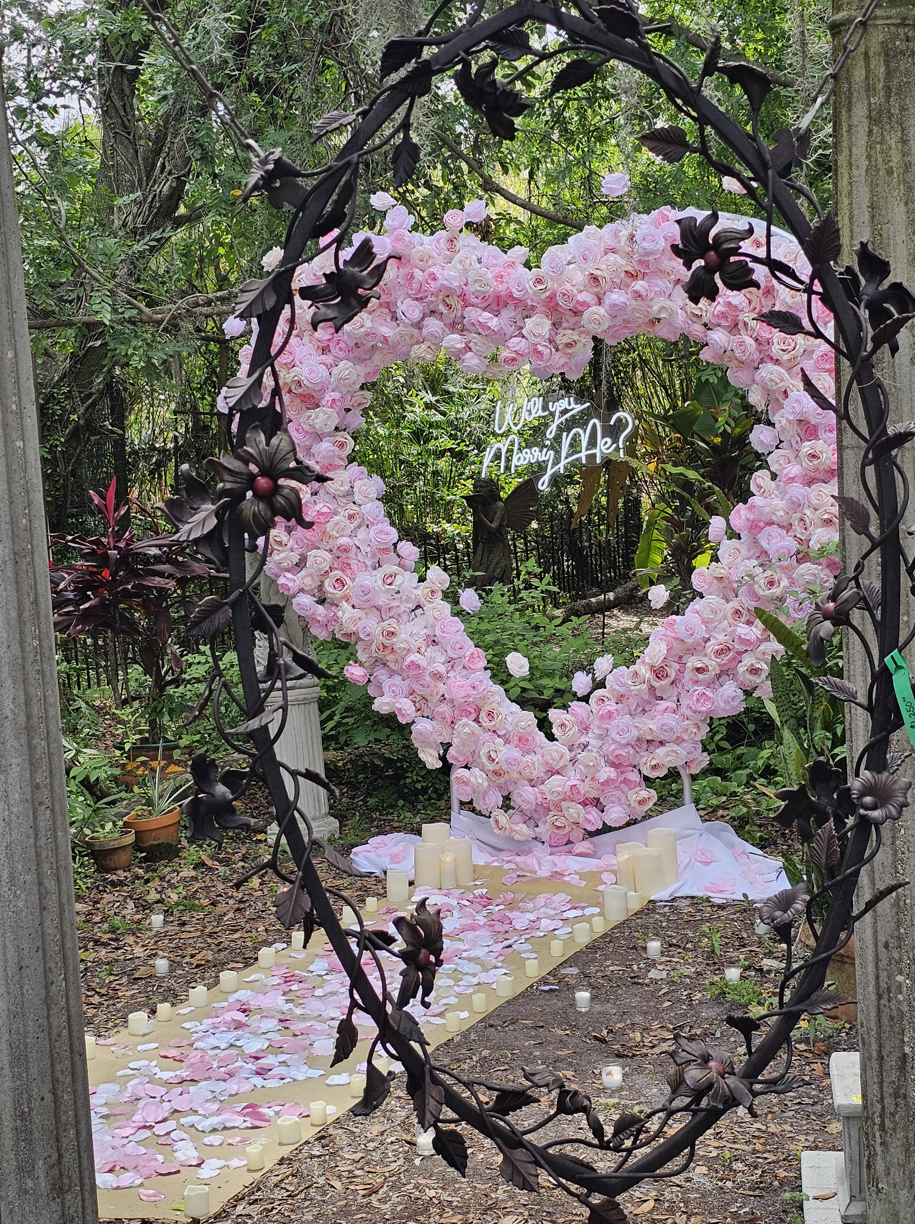 7 foot flower arch in pink.